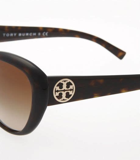 Tory Burch Cat-Eye Sunglasses in Orange (510/8 TORTOISE) | Lyst