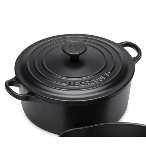 Le Creuset 20cm Round Casserole Black (210012000) - eCookshop