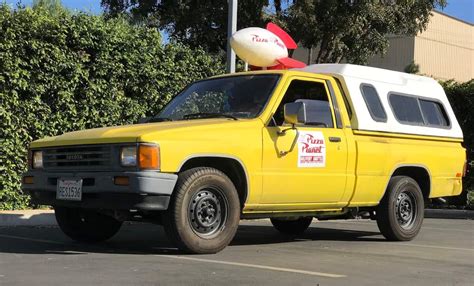 PHOTOS: Fan-made Pizza Planet truck looks like it drove right out of ...