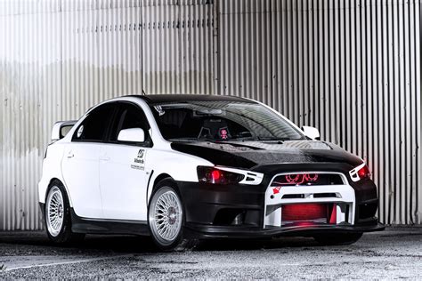 Custom 2017 Mitsubishi Lancer | Images, Mods, Photos, Upgrades — CARiD ...