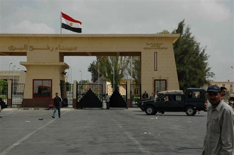 Over 400 Palestinians Enter Egypt as Rafah Crossing Opens for 48 Hours | Egyptian Streets