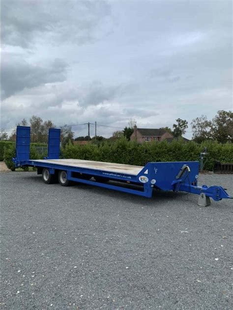 Low loader trailer | Used Farm Machinery - For Sale - Buy Used Farm Machinery