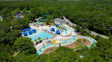 Splash Zone Waterpark at James Island County Park | Charleston Area CVB