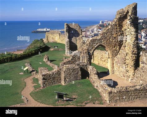 Hastings Castle ruins with town beyond Stock Photo - Alamy