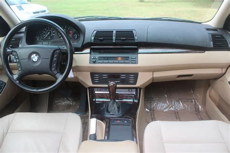 2001 Bmw x5 interior dimensions