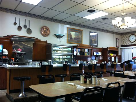 Harry’s Cafe - 17 Photos & 18 Reviews - Cafes - 412 N Broadway St ...