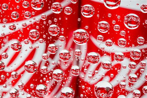 048 Coca-Cola & H2O | Having some fun with water, a picture … | Flickr