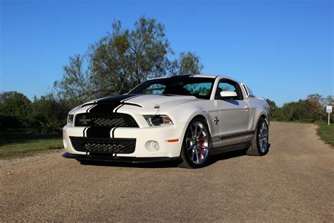 2010 Shelby GT500 Super Snake Wallpapers | MustangSpecs.com