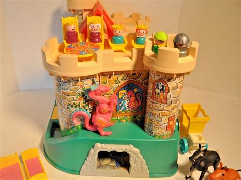 Vintage Fisher Price Little People Castle 993 100 % complete in ...