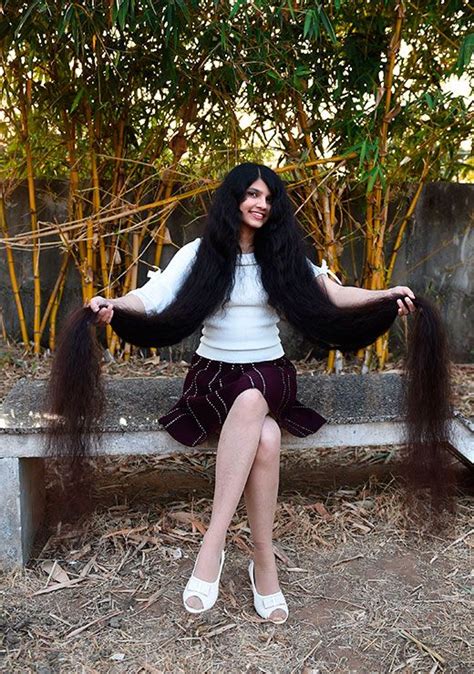 India: Meet the girl with the world's longest hair | News-photos – Gulf News