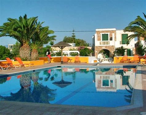 Naxos hotels