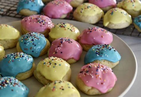 Italian Easter Cookies - This Italian Kitchen