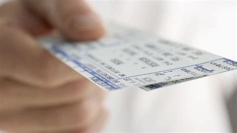 What to consider before buying a concert ticket from a stranger