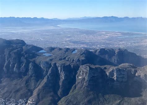 Aerial view of Cape Town. Archive photo: Brent Meersman.Kaapse vlakte ...