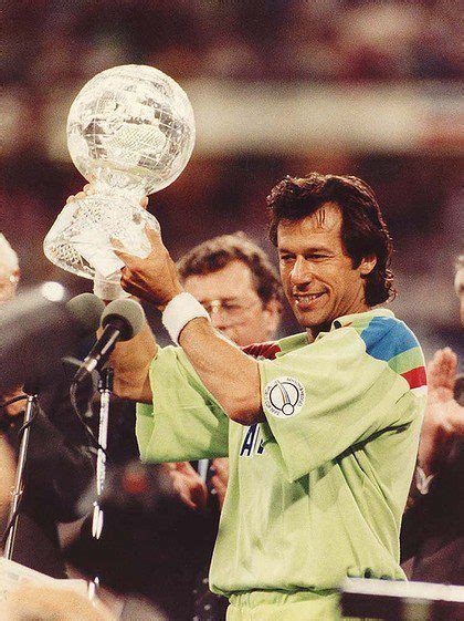 Pakistan winning World Cup in 1992 | Imran khan, Imran khan cricketer, Imran khan pakistan