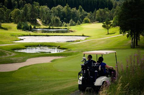 Kvinesdal Golf Course - Golf cart | L.C. Nøttaasen | Flickr