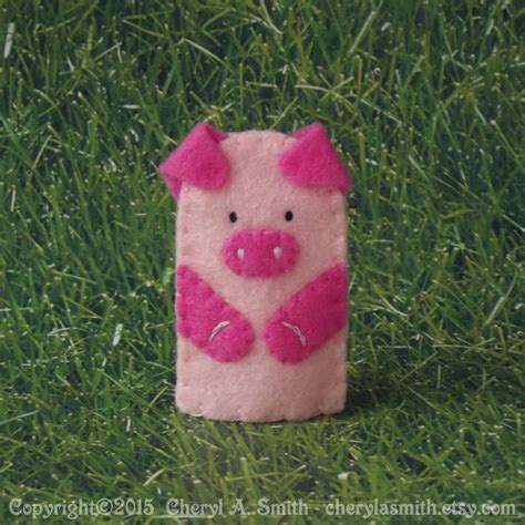 Little Piggy Finger Puppet Pale Pink Pig Puppet Felt