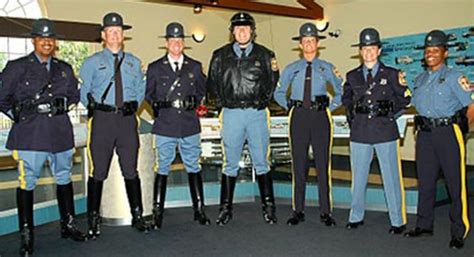 Did You Know That Delaware Trooper Uniforms Change With The Seasons ...