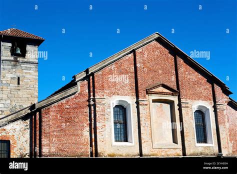 Building europe old christian ancient Stock Photo - Alamy