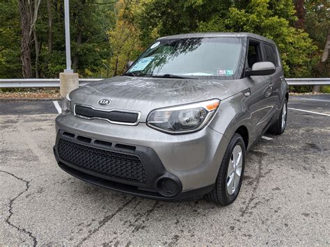 Pre-Owned 2014 Kia Soul Base in Titanium Gray | Greensburg | #H83257X