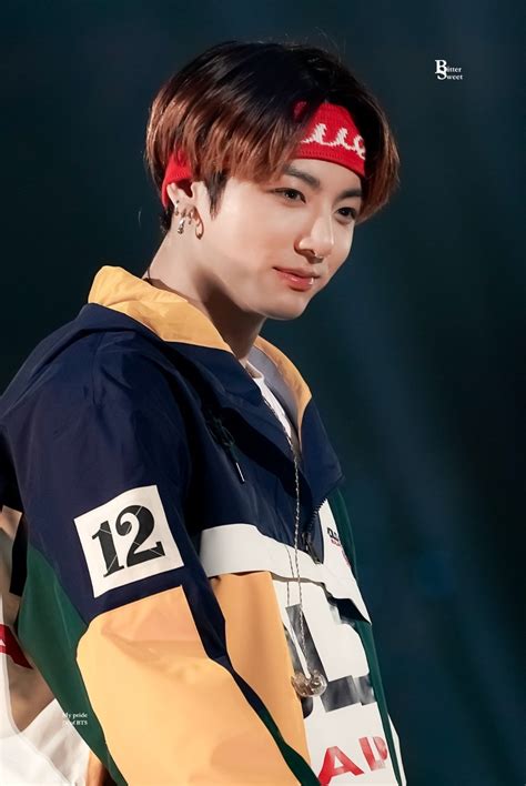 20+ Times BTS's Jungkook Was Caught Looking At ARMYs Like They're His Whole World - Koreaboo