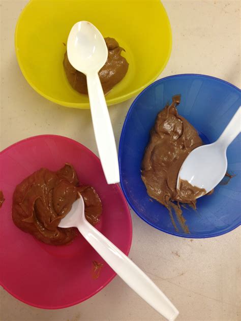 Healthy Sweet Treats for Kids - Chocolate Pudding and MacaroonsMomma On The Move