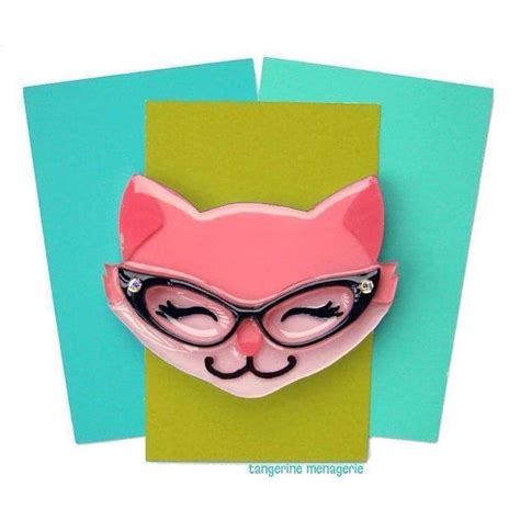 Pin by Rhianna Rawlins on TM | Pretty cats, Pink cat, Cat eye glasses