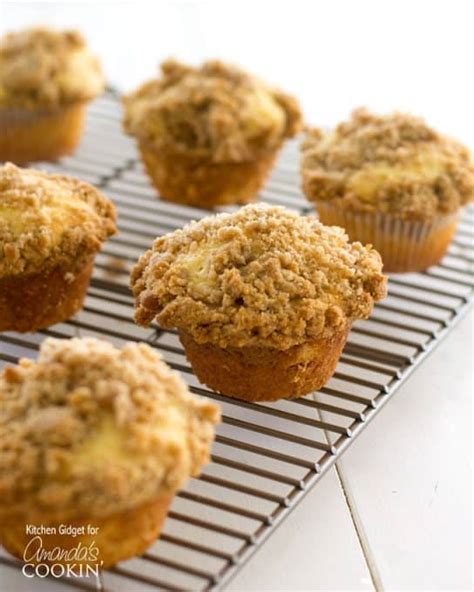 Cinnamon Streusel Muffins Recipe - Amanda's Cookin'