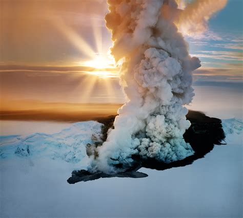 The Grímsvötn Volcano Stirs - LAVA Centre