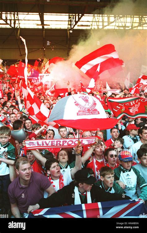 THE KOP ANFIELD LAST GAME BEFORE ALL SEATER 30 March 1995 Stock Photo ...