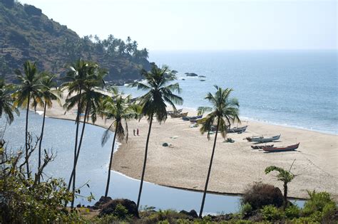 Explore the Pristine Beaches of Maharashtra's Konkan Coast