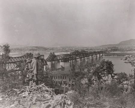 (83) Destruction of Han River Bridge - The Korea Times