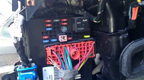 2005 Chevy Cobalt Interior Fuse Box Location | Psoriasisguru.com