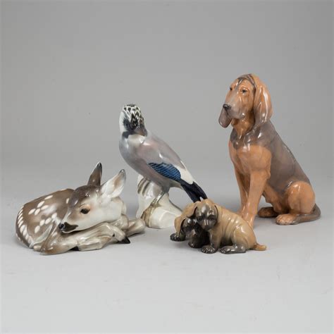 A group of four porcelain figurines of animals, incl. Royal Copenhagen and Rörstrand. - Bukowskis