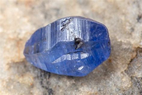 18 Incredible Blue Gems, Minerals, Crystals and Rocks (Photos)