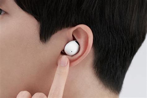 Samsung Galaxy Buds2 Pro launched with proprietary Seamless Hi-Fi audio ...