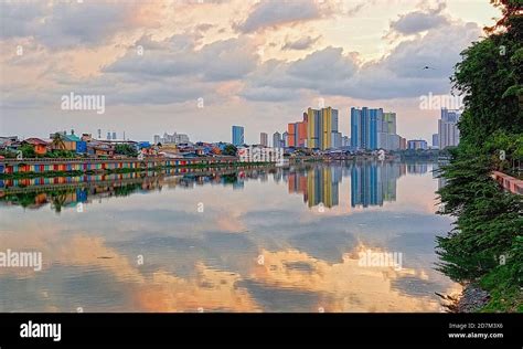 Danau Sunter Lake, Jakarta, Indonesia Stock Photo - Alamy