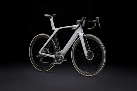 The 7th-Generation Madone SLR From Trek Introduces New Aerodynamic Upgrades