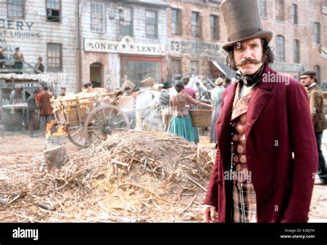 Daniel day lewis gangs of new york hi-res stock photography and images - Alamy