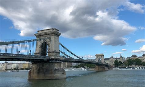 Traffic resumes on Budapest Chain Bridge after major restoration ...