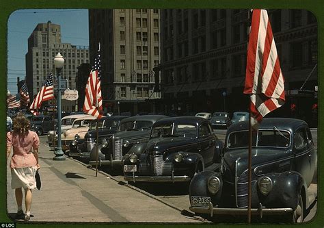 Main Street in the 40s: Rare colour photographs capture the cafes ...