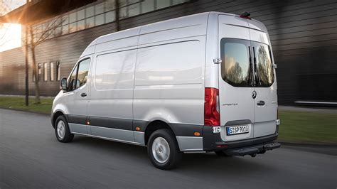 The New Mercedes-Benz Sprinter Wants to Be the Safest Van Ever ...