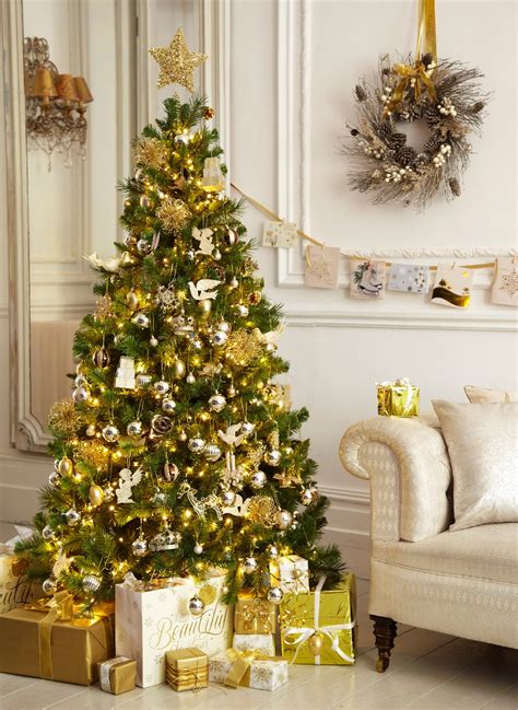 30 Gold Christmas Decorations Ideas For Home - Flawssy