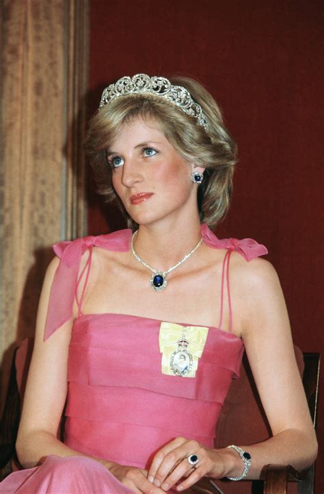 Princess Diana's Most Memorable Hairstyles through the Years — See Her ...