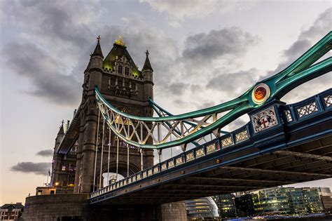 Tower Bridge & River Thames on Behance