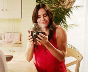 Big Wine Glass Cougar Town / Cougar town has so much to teach us, like…. - kropkowe-kocie