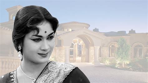 Savitri Biography , Favourites , Family And Gallery || Savitri ...