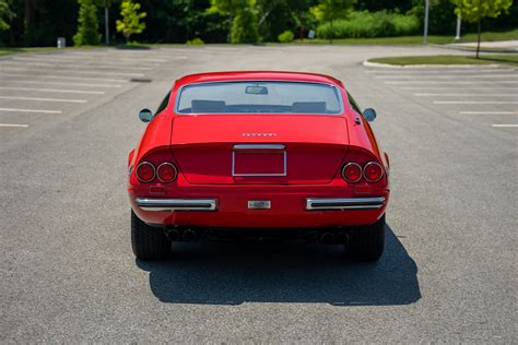 Ferrari 365 GTB/4 — BOND GROUP