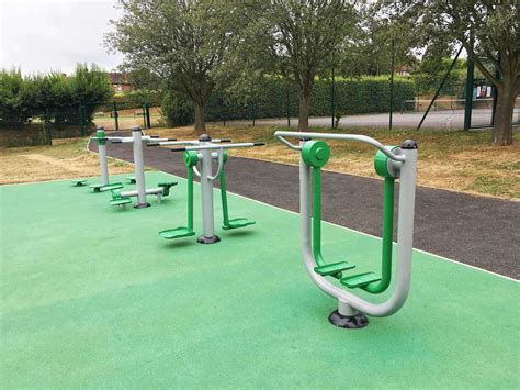 Outdoor Gym|Aldenham Parish Council- Outdoor Gym & Wetpour Surfacing - Caloo Ltd