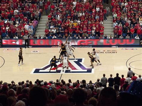 They faltered on the court, but Arizona’s college teams gained in the classroom – Cronkite News
